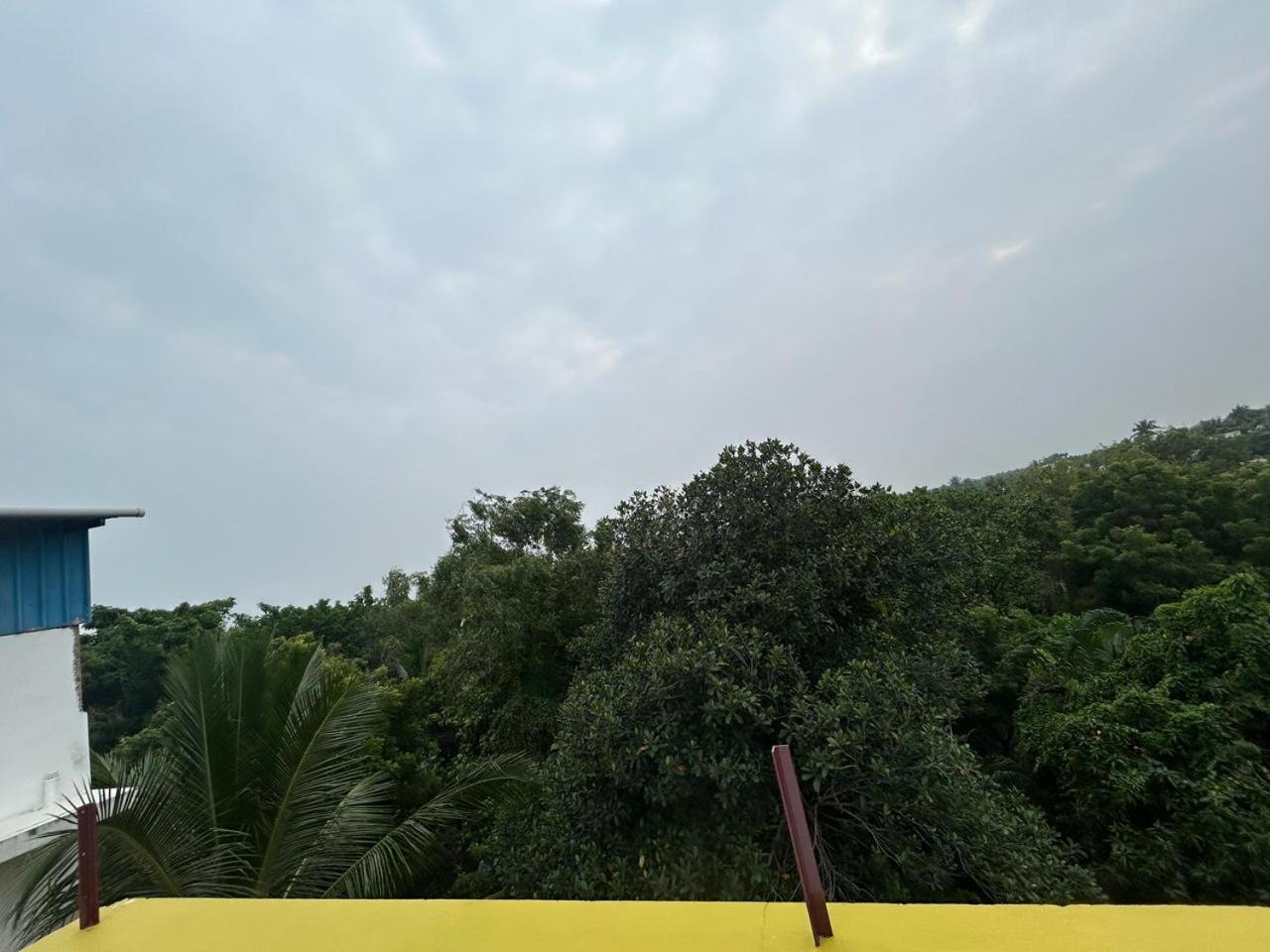 Отель Eagle Nest Residency Kottakuppam Экстерьер фото