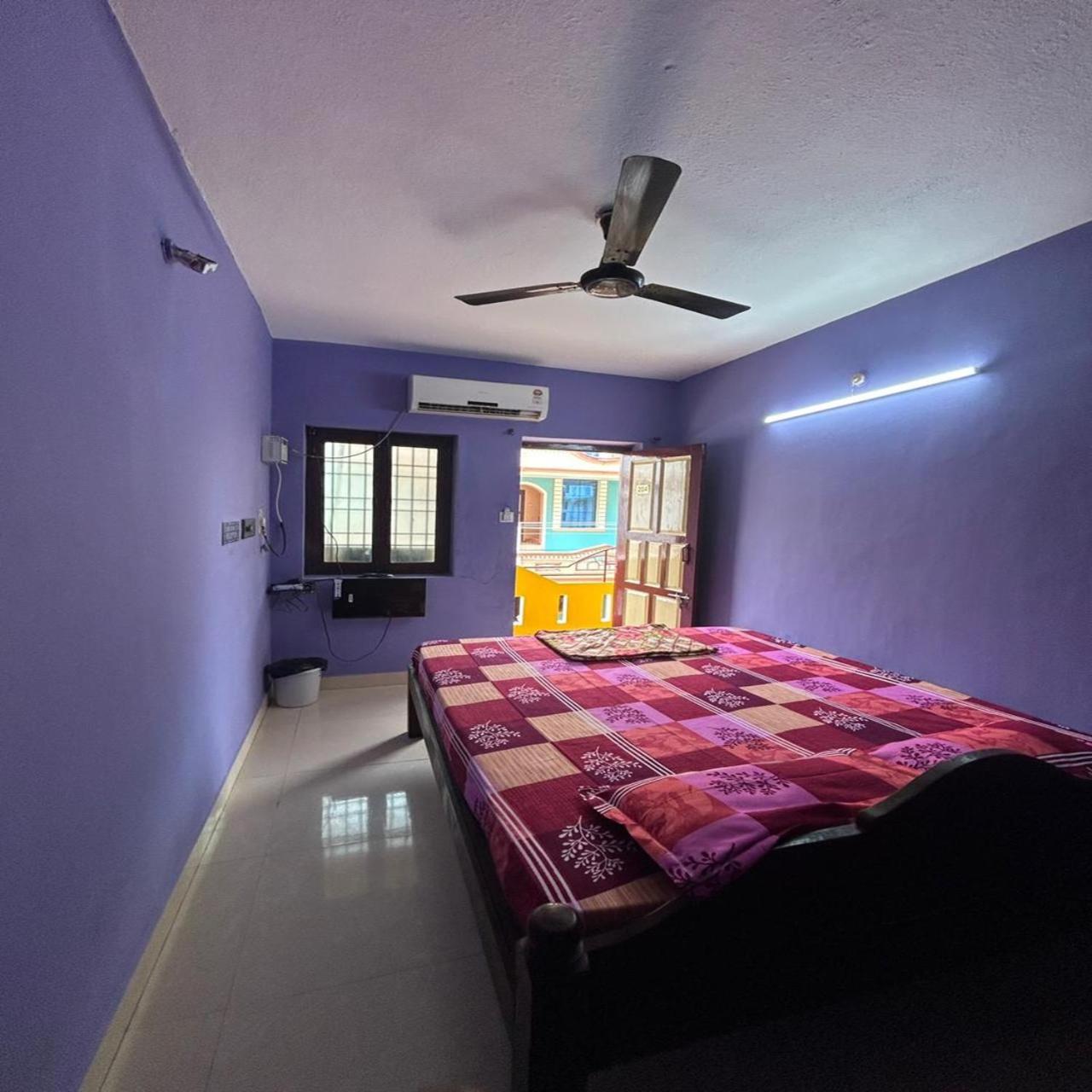 Отель Eagle Nest Residency Kottakuppam Экстерьер фото