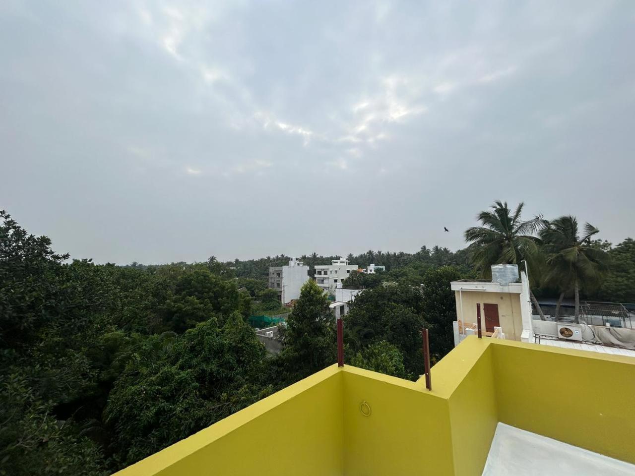 Отель Eagle Nest Residency Kottakuppam Экстерьер фото